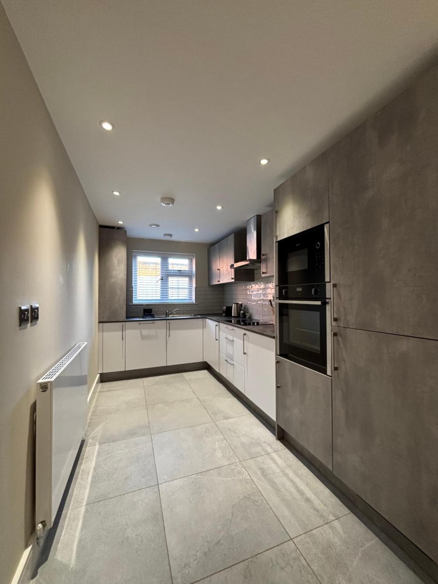 Modern Apartment - Bhx Nec - Free Secure Gated Parking 솔리헐 외부 사진